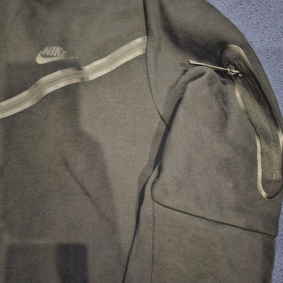Nike Tech Therma Fleece Set - Picture 6 of 6